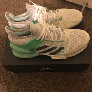 Adidas Tennis Shoes